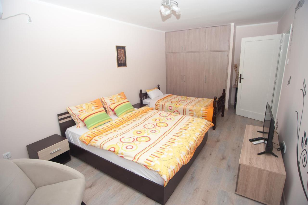 Park Apartman Arandjelovac Exterior photo